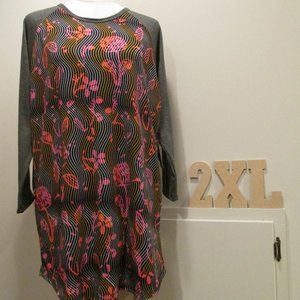 NWT LuLaRoe Randy baseball T, 2XL, floral wavy stripe